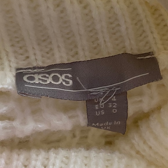 ASOS turtleneck - Picture 4 of 4